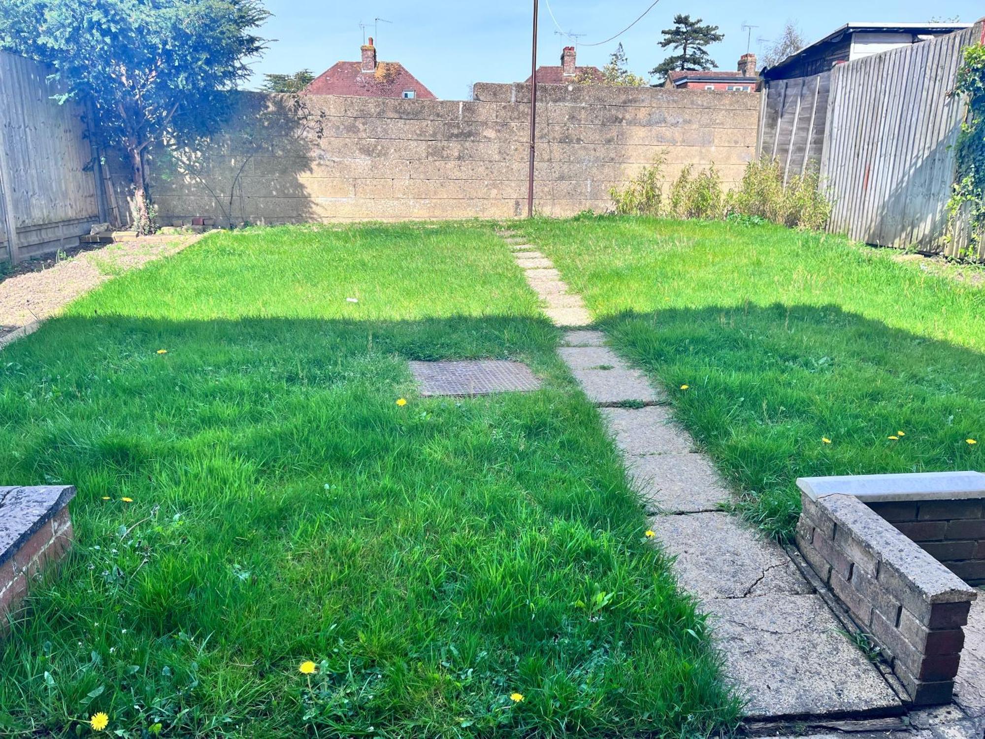 Lush House Close To Ashford Town Centre With Driveway المظهر الخارجي الصورة